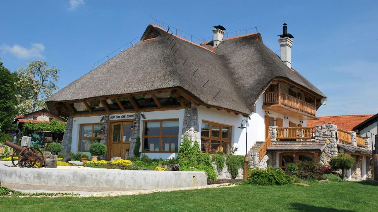 Hisa Vina Cuk Hotel Lendava Exterior foto