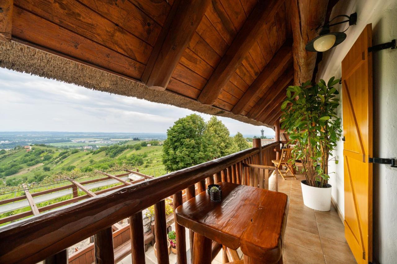 Hisa Vina Cuk Hotel Lendava Exterior foto