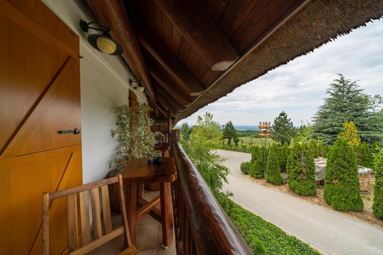 Hisa Vina Cuk Hotel Lendava Exterior foto