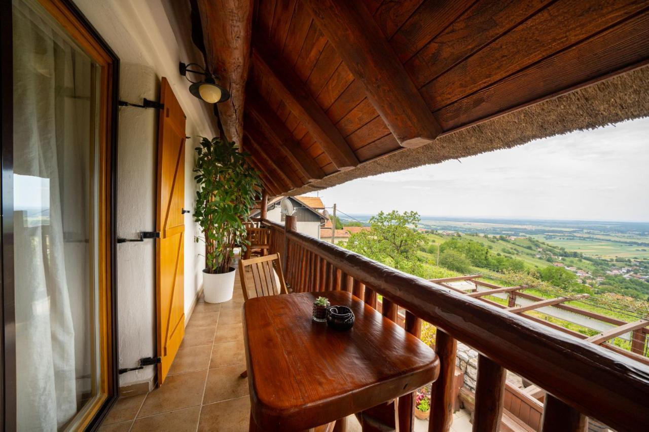 Hisa Vina Cuk Hotel Lendava Exterior foto